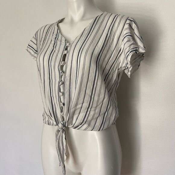 Sim & Sam stripe button front flutter top - Picture 8 of 8